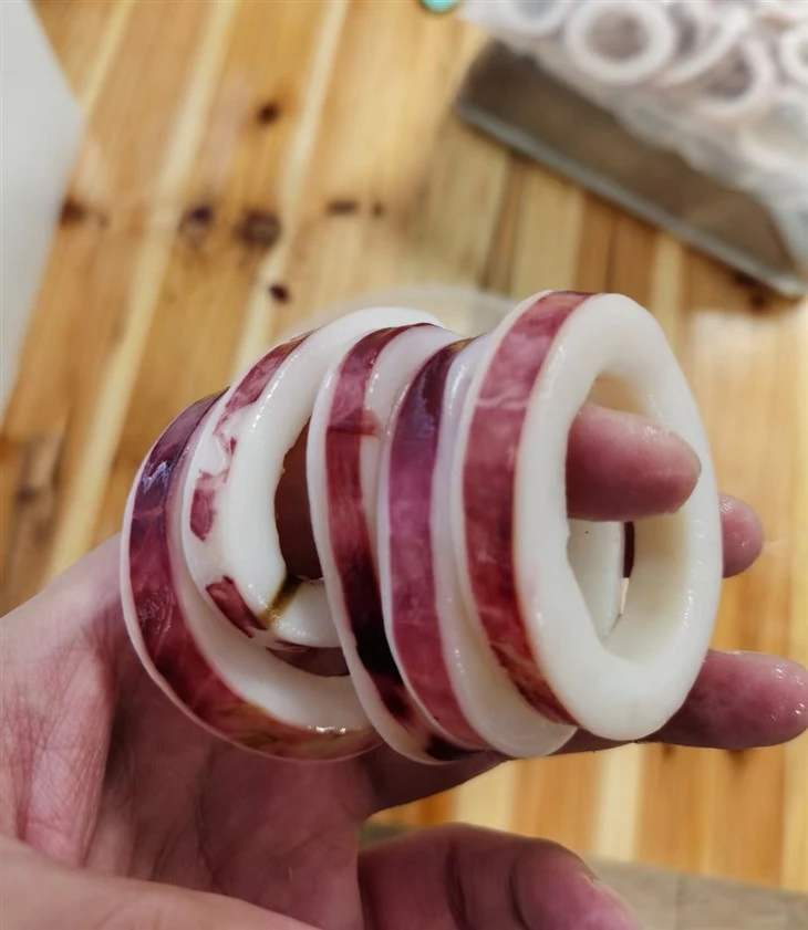 Frozen Squid Ring skin on